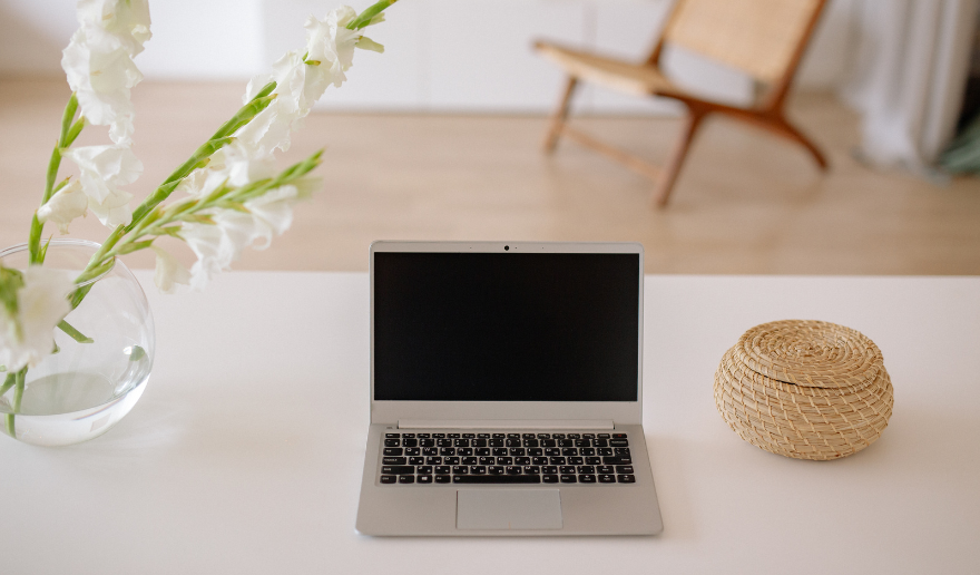 Vantagens de investir em um mini notebook: praticidade e preço